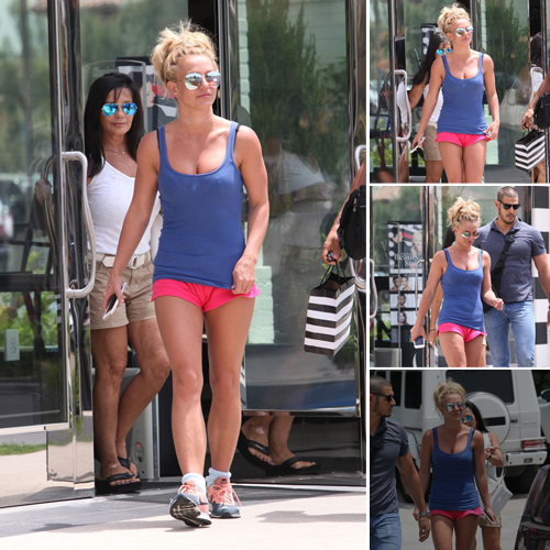 Britney Spears Shines Bright at Sephora Westlake Village Appearance